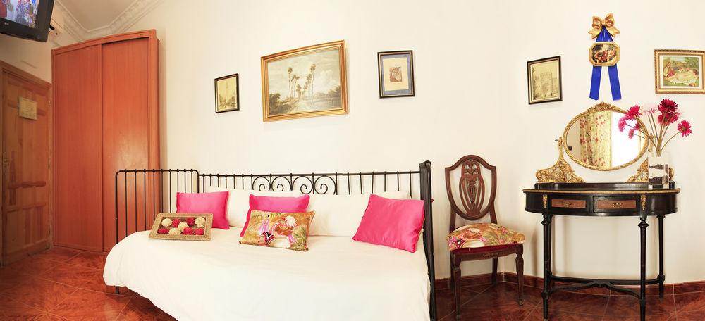Hostal Marlasca Madrid Bagian luar foto