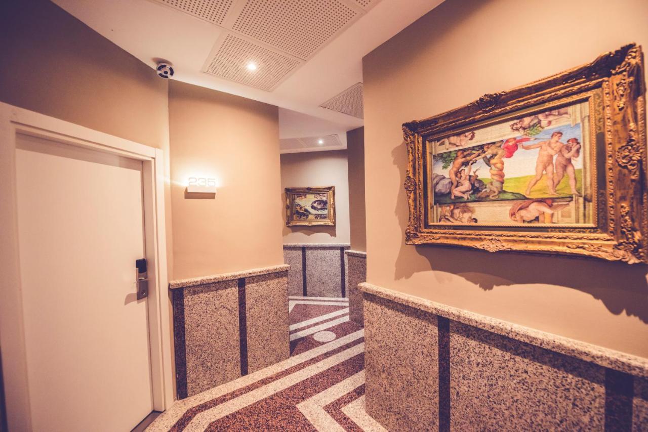 Hostal Marlasca Madrid Bagian luar foto